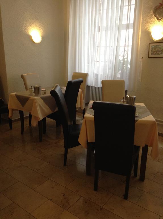 Hotel Zum Pfalzgrafen Heidelberg Esterno foto